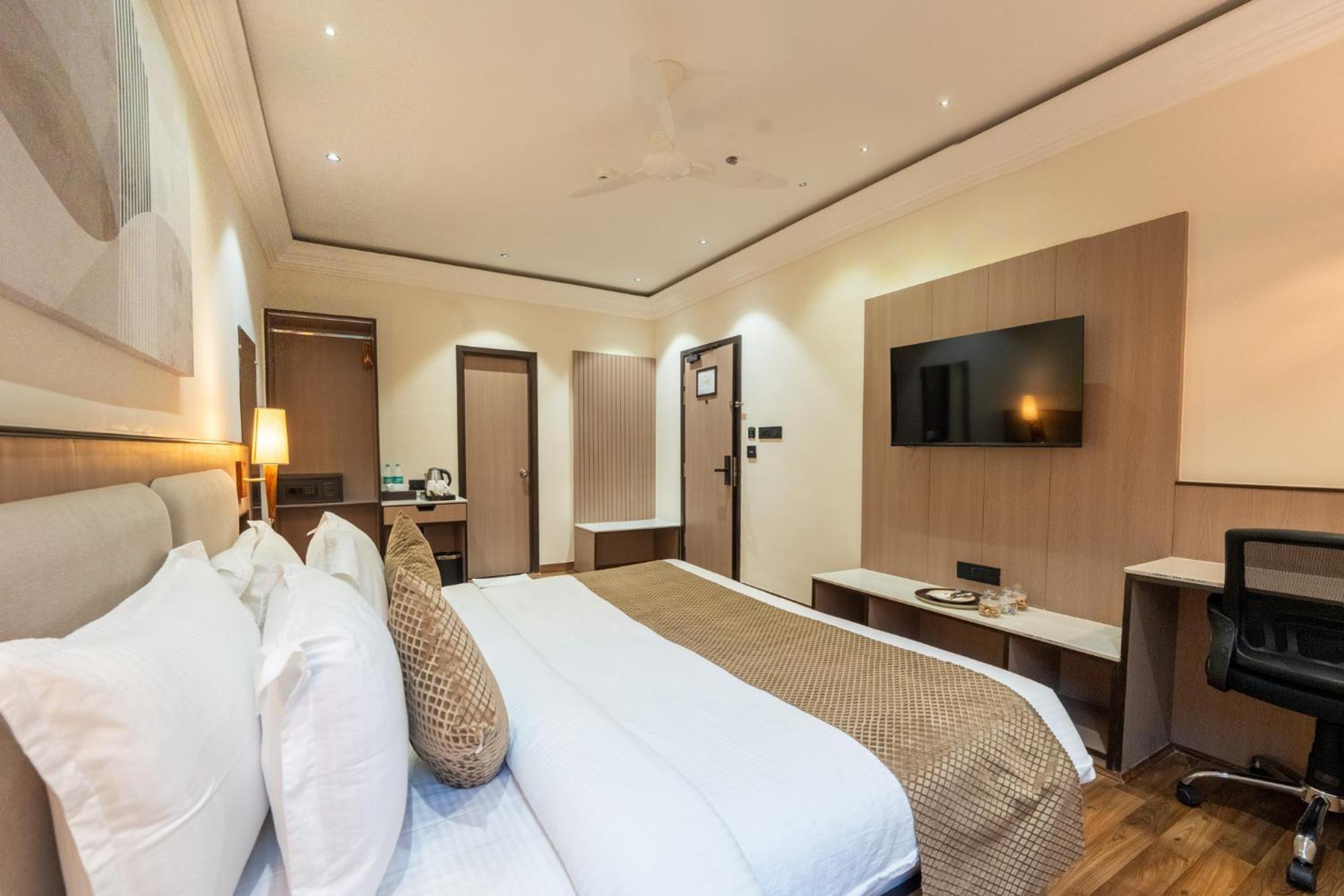 Ramee Collextion Hotel 4*