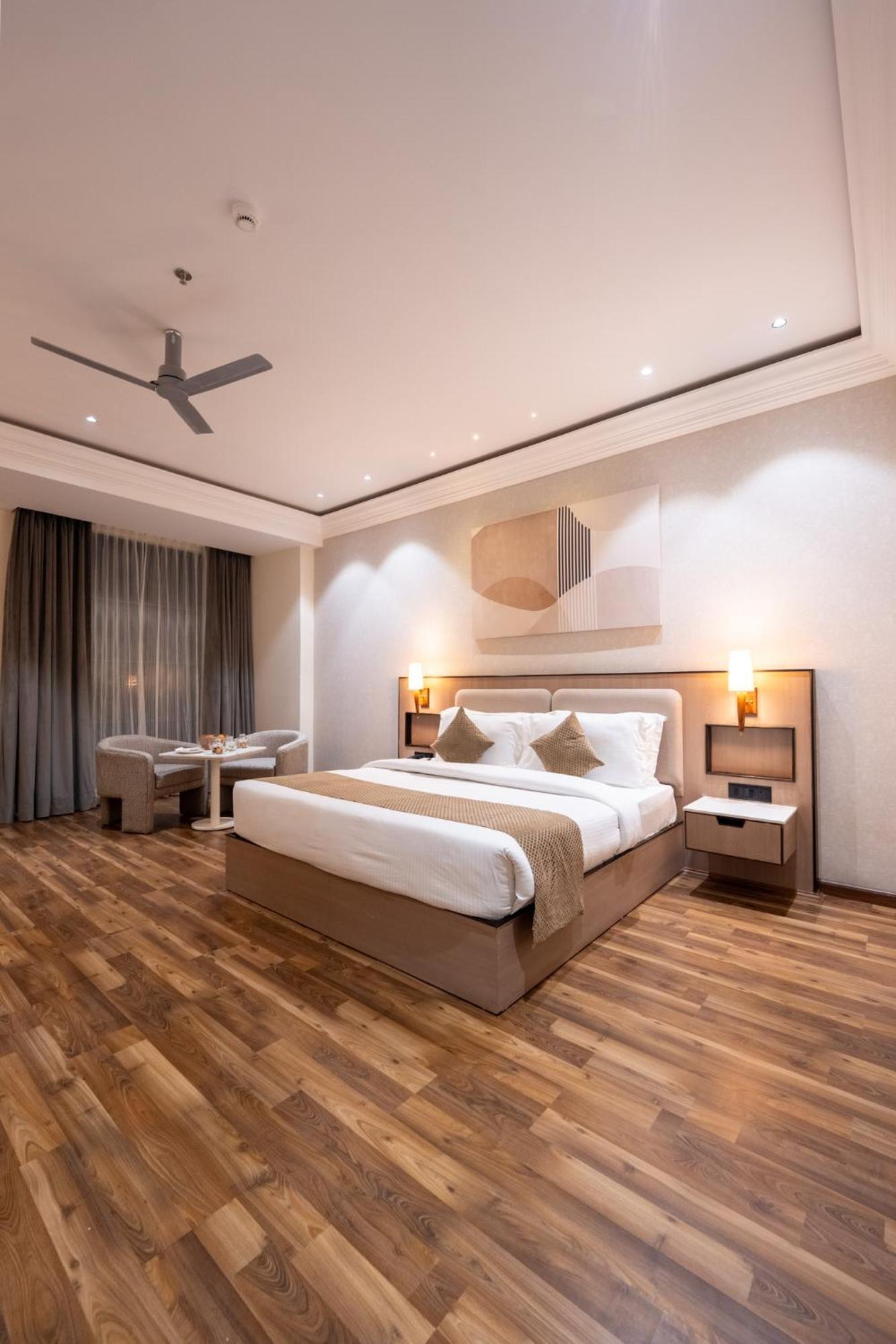 Hotel Ramee Collextion Amritsar