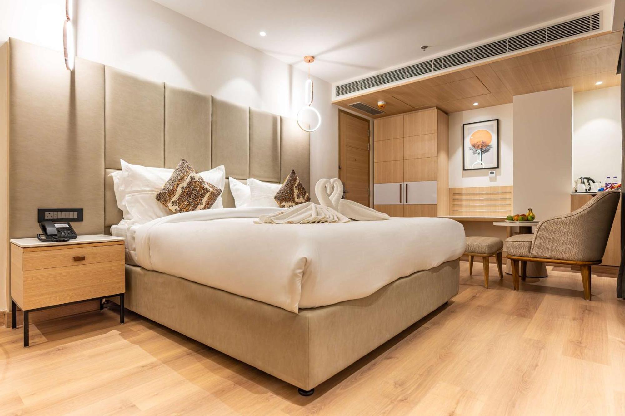 Western Ah1 Hotel Amritsar