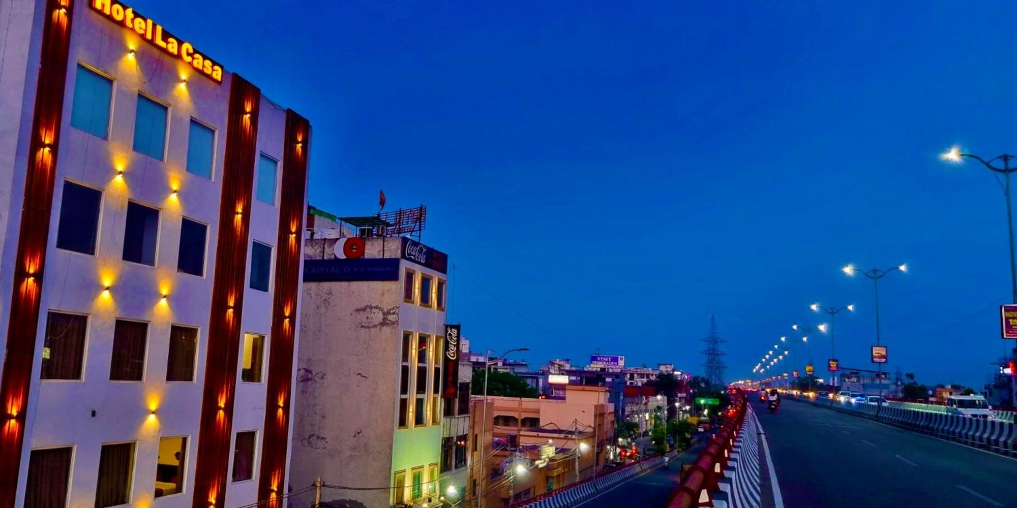 Hamilton & Resort, Near Golden Temple Parking With Swimming Pool Hotel Amritsar