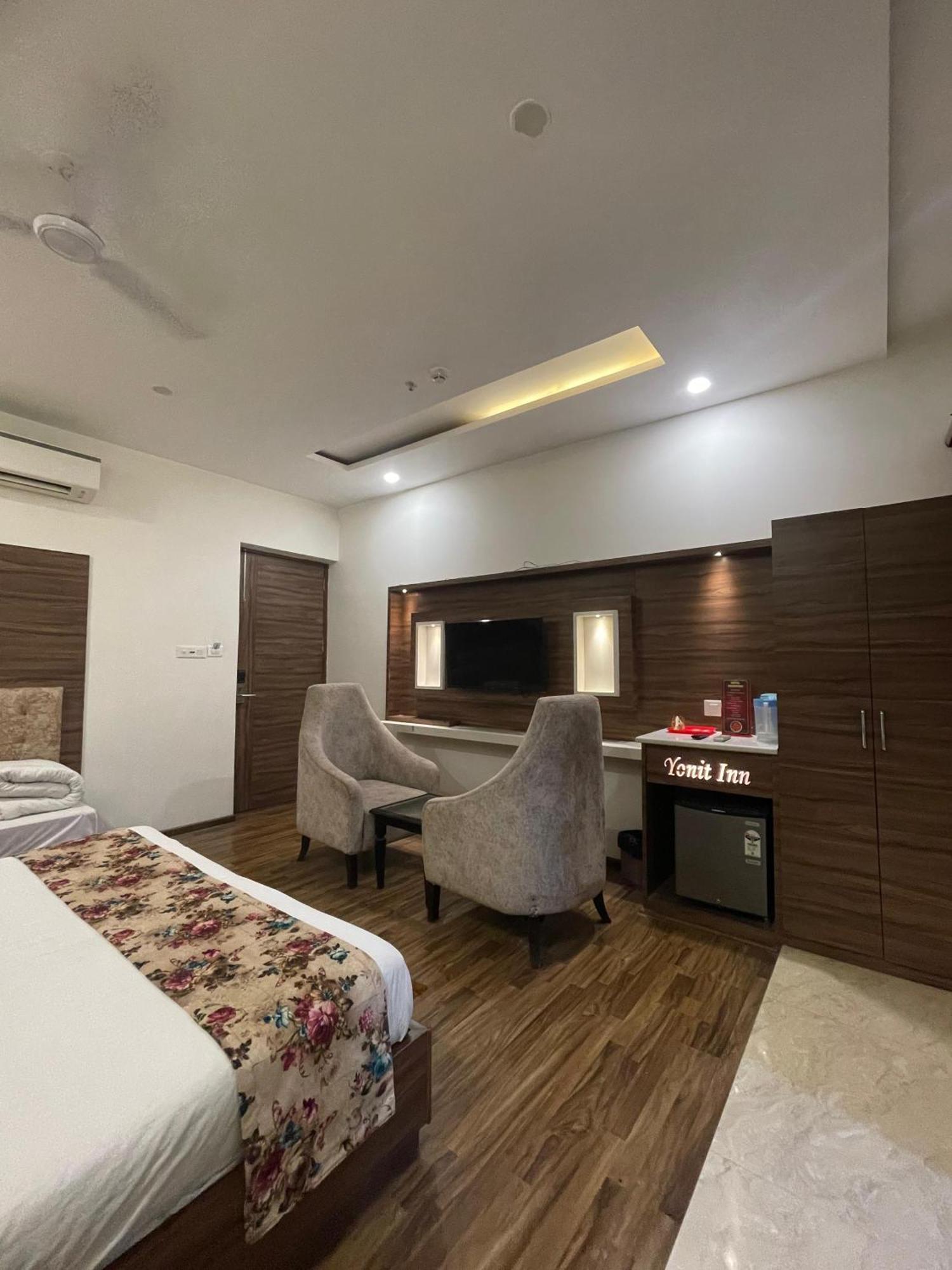Hotel Yonit 4*