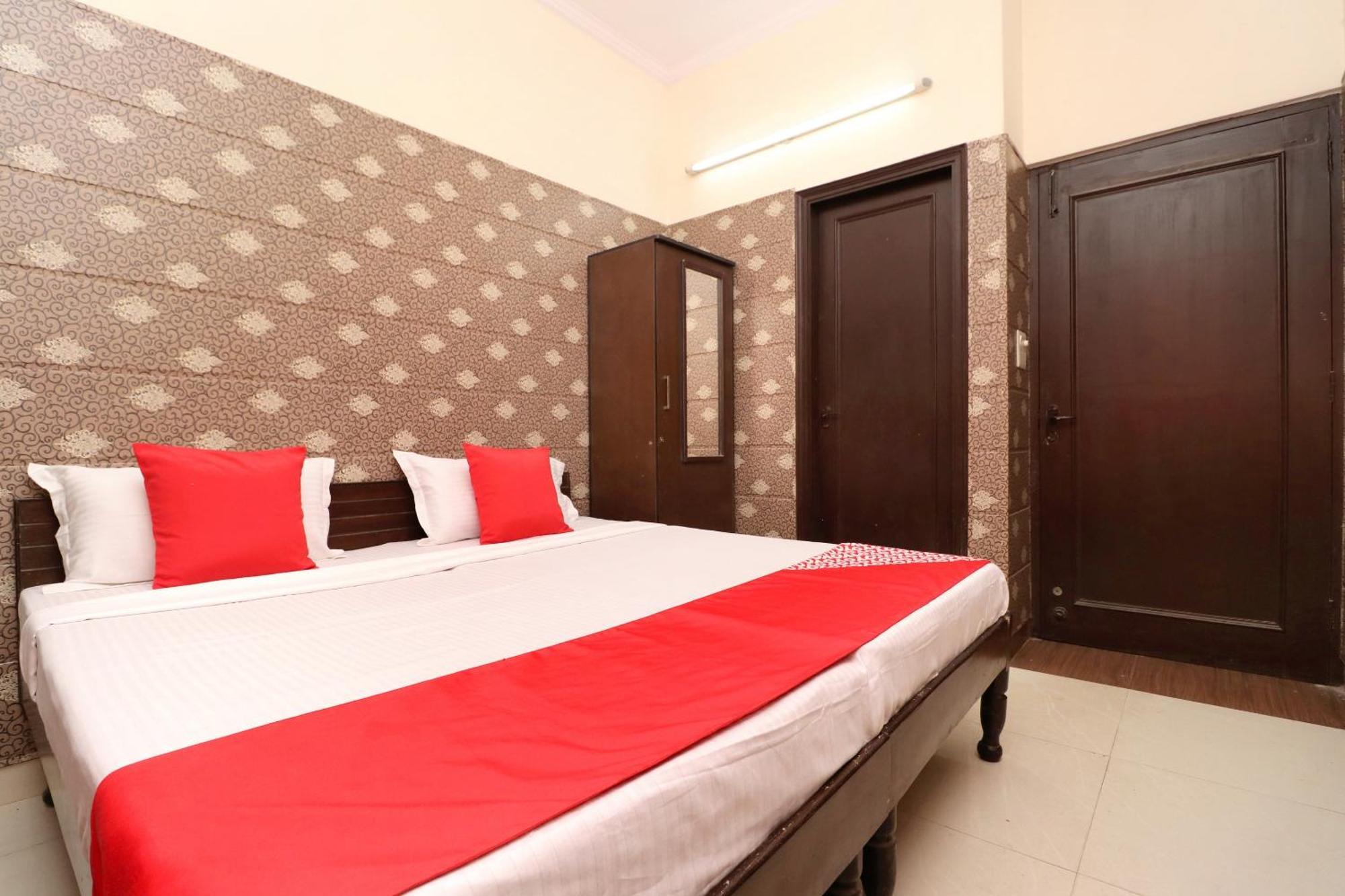 Hotel O Mall Residency Amritsar