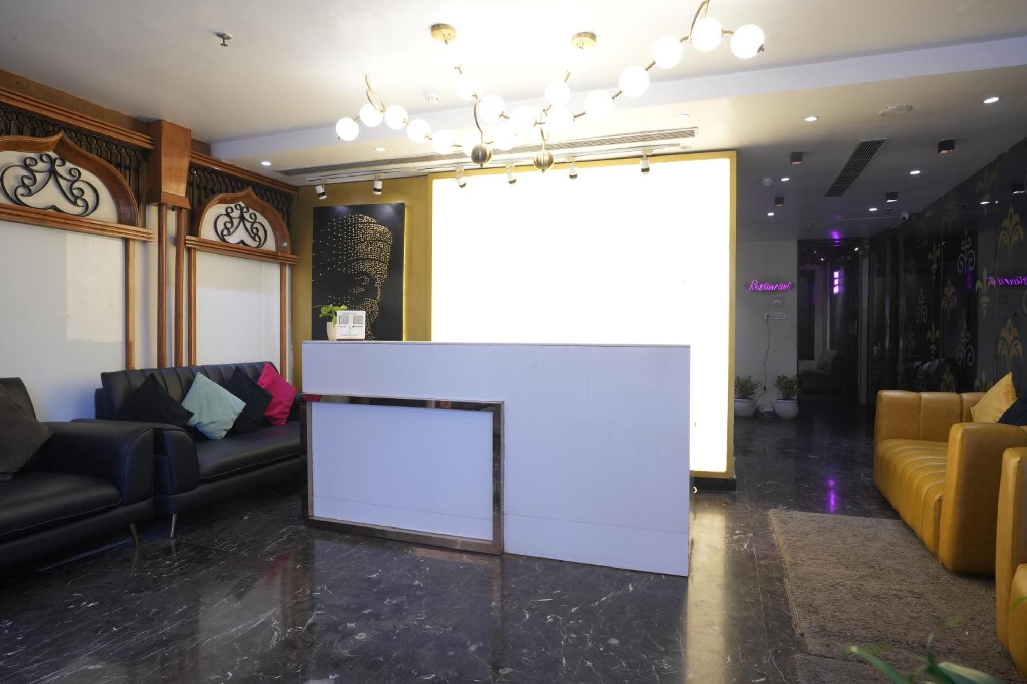 Stamps Golden Lagoon By Eight Continents - Opposite To Golden Temple Hotel 3*