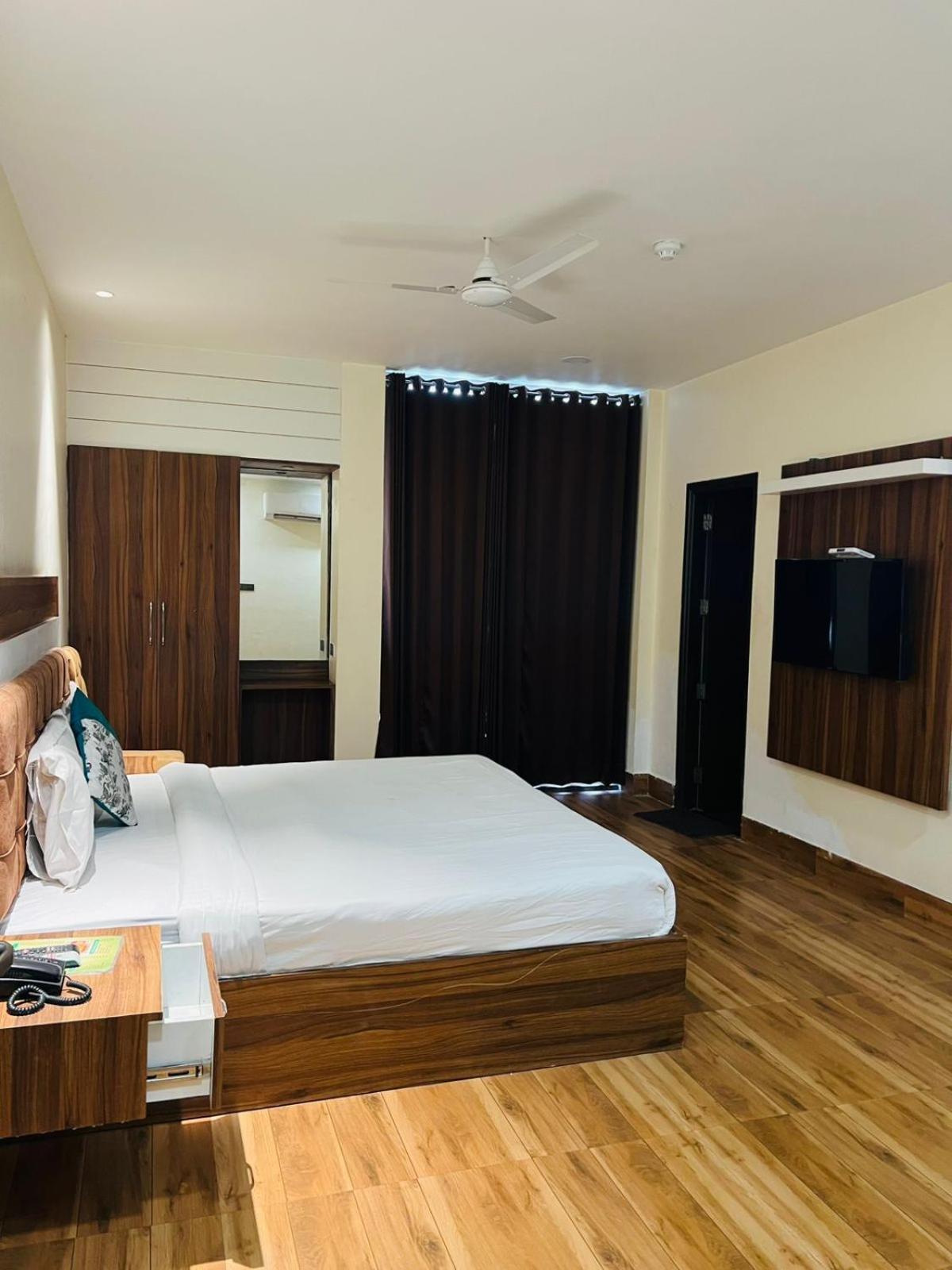 Hotel An Hotels Amritsar Close To Golden Temple Amritsar