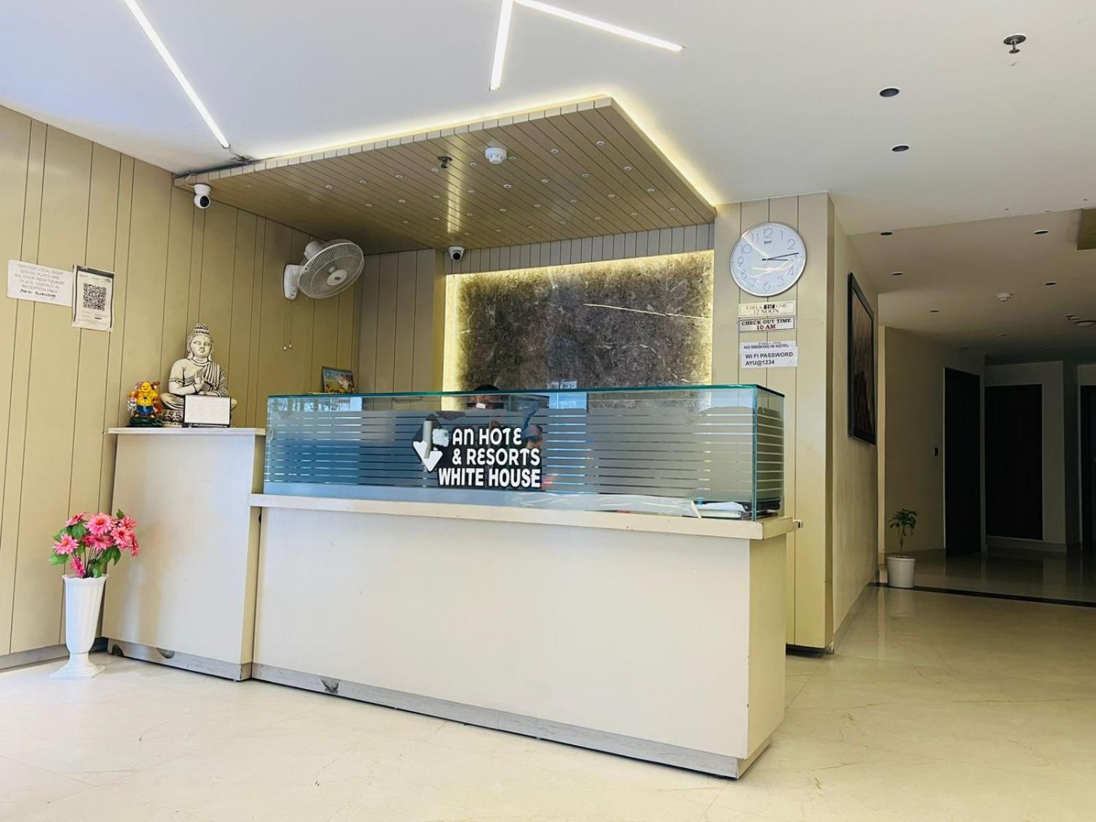 An Hotels Amritsar Close To Golden Temple 5*