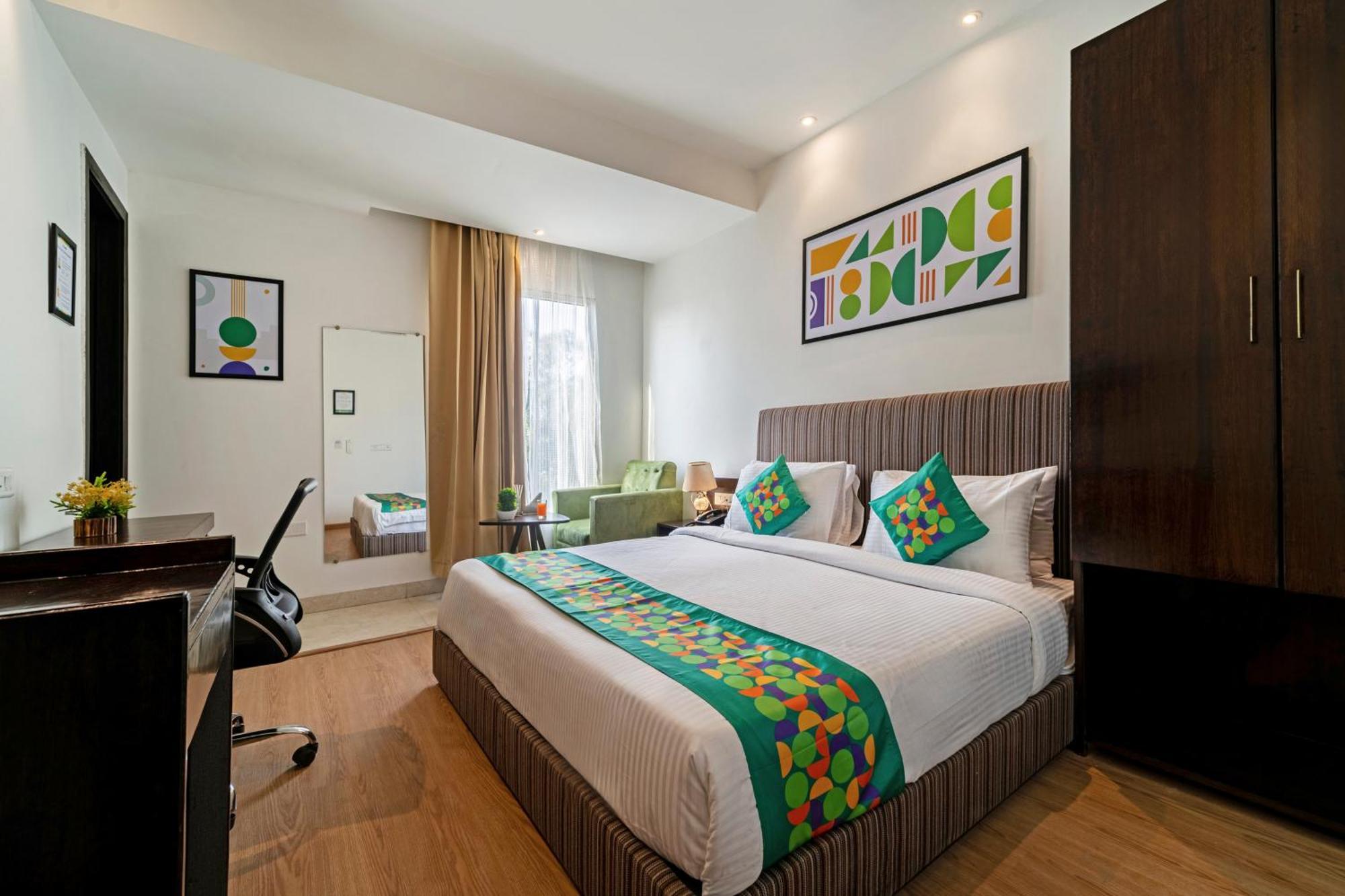 Treebo Premium The Mustard Inn, Lawrence Road Hotel Amritsar