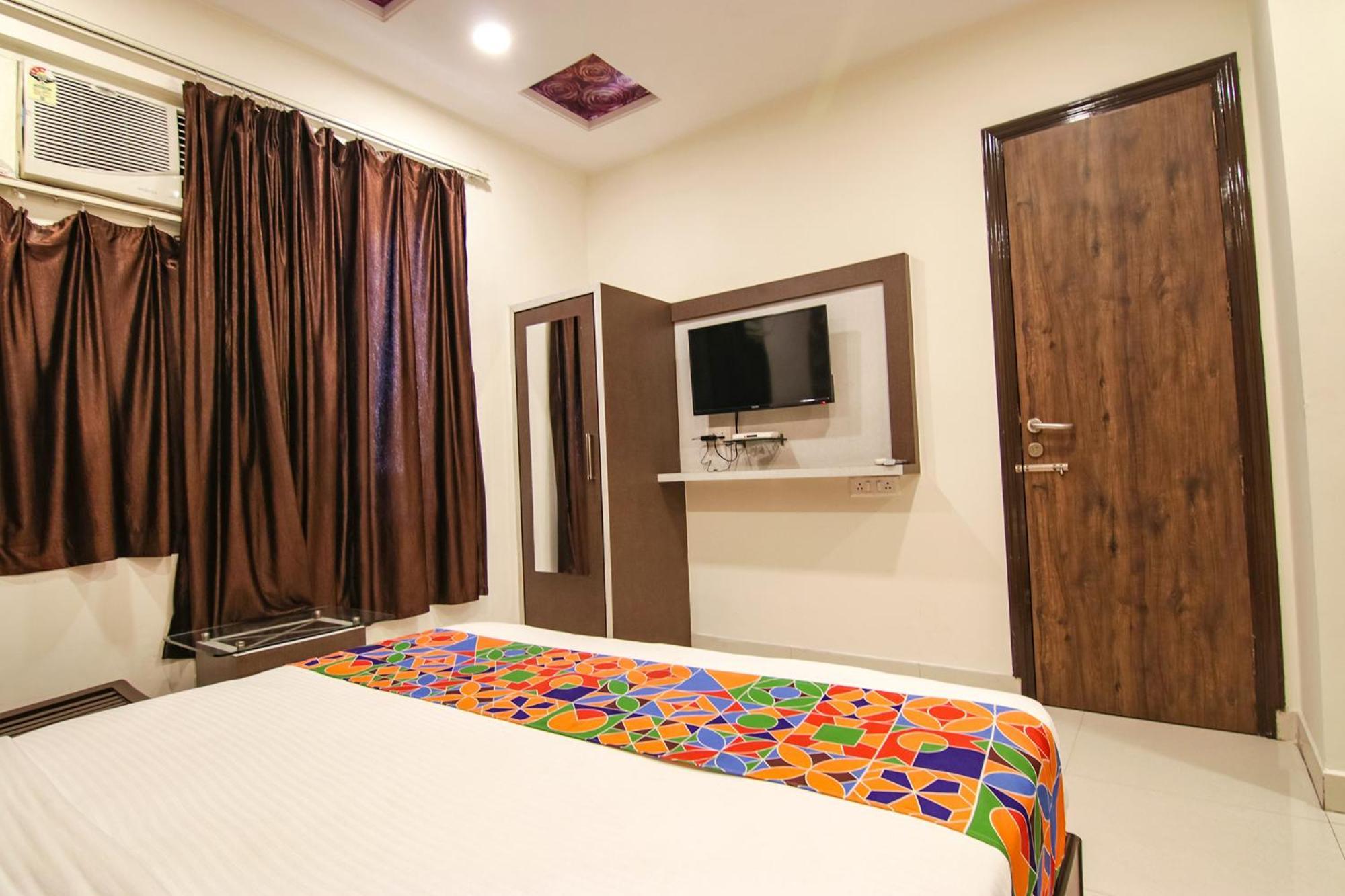 Rosewood Hotel 3*