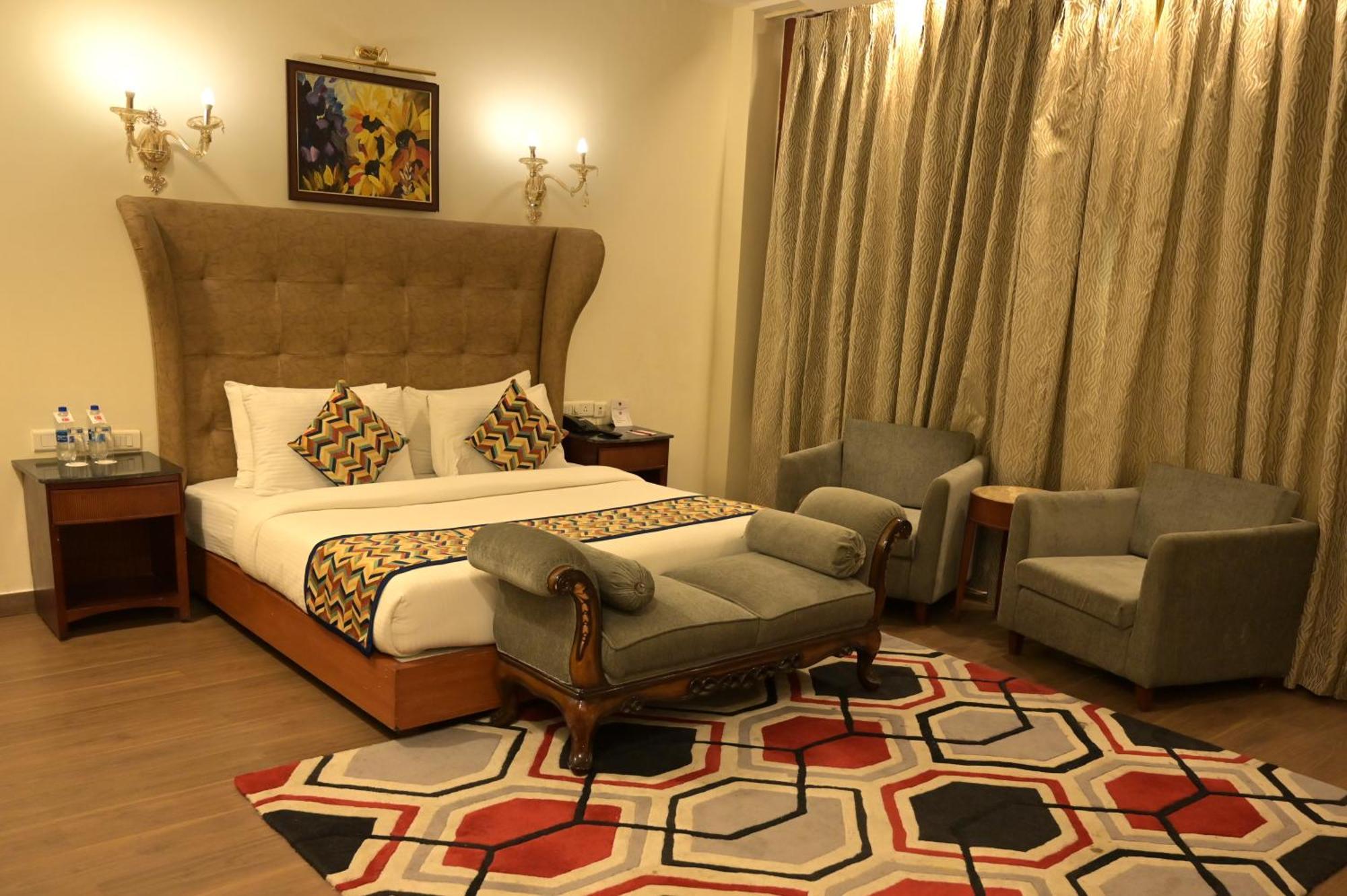 Hk Clarks Inn, Hotel 3*
