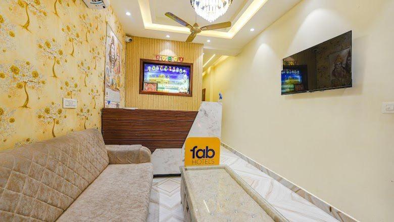 Hotel Dm *