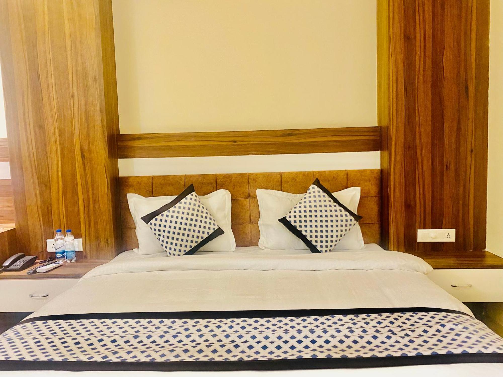 Blueberry Hotel Amritsar