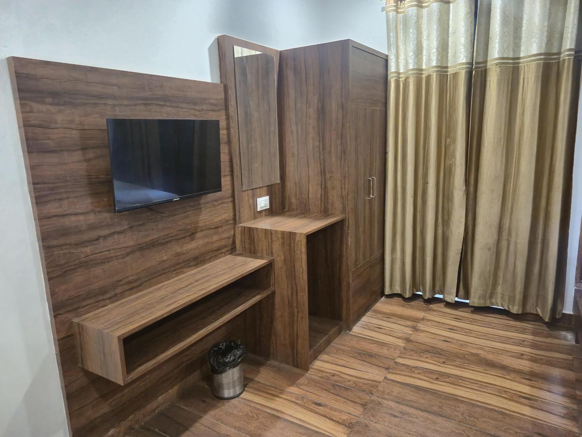 Jk Residency Amritsar