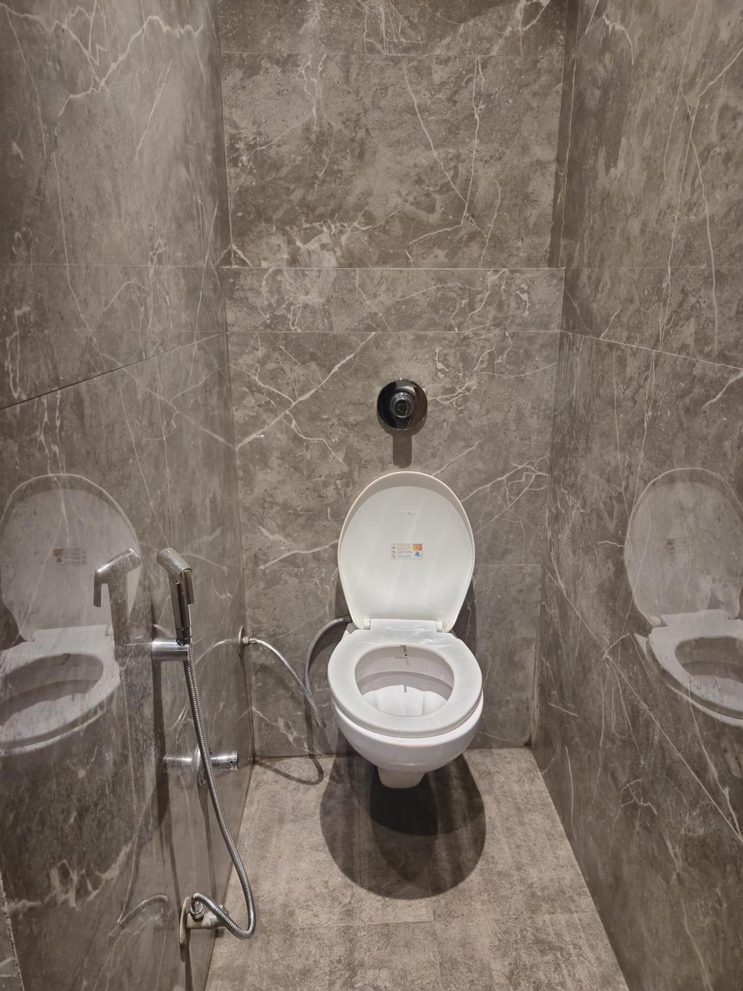 Jk Residency Hotel 3*