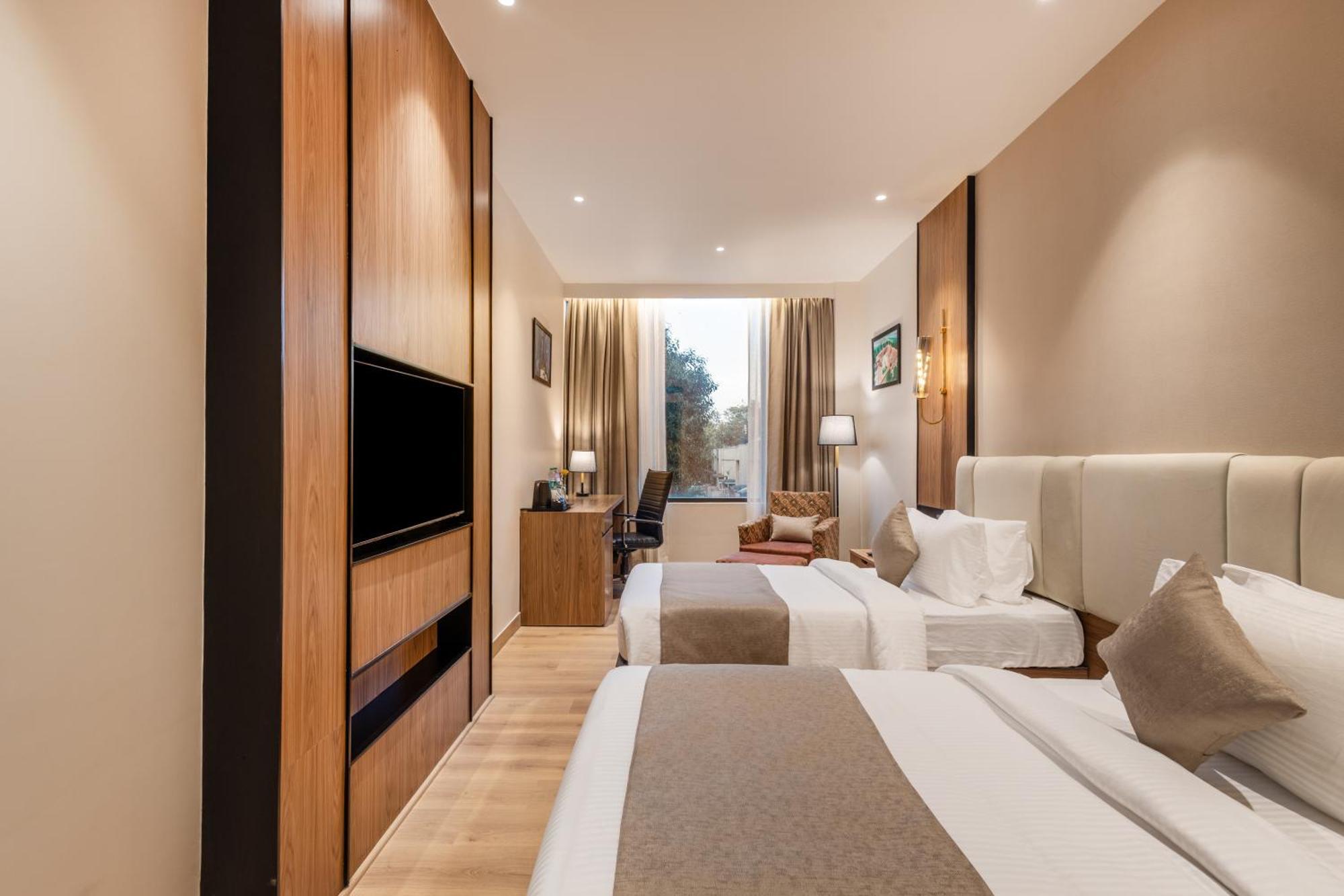 Sterling Borderland Amritsar Amritsar