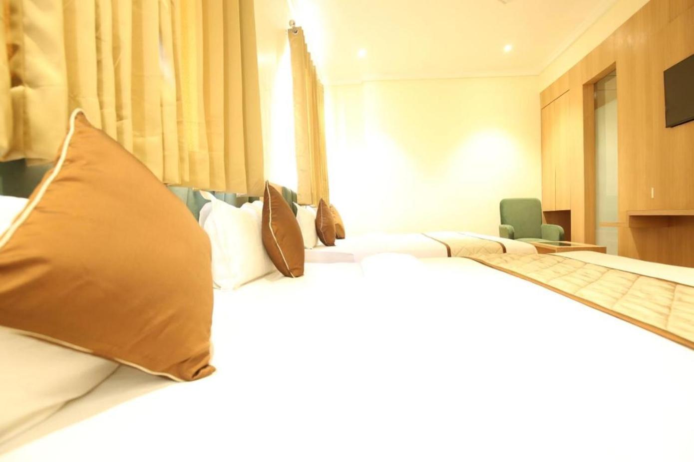 Hotel Nayyar Regency Near Bus Stand Amritsar