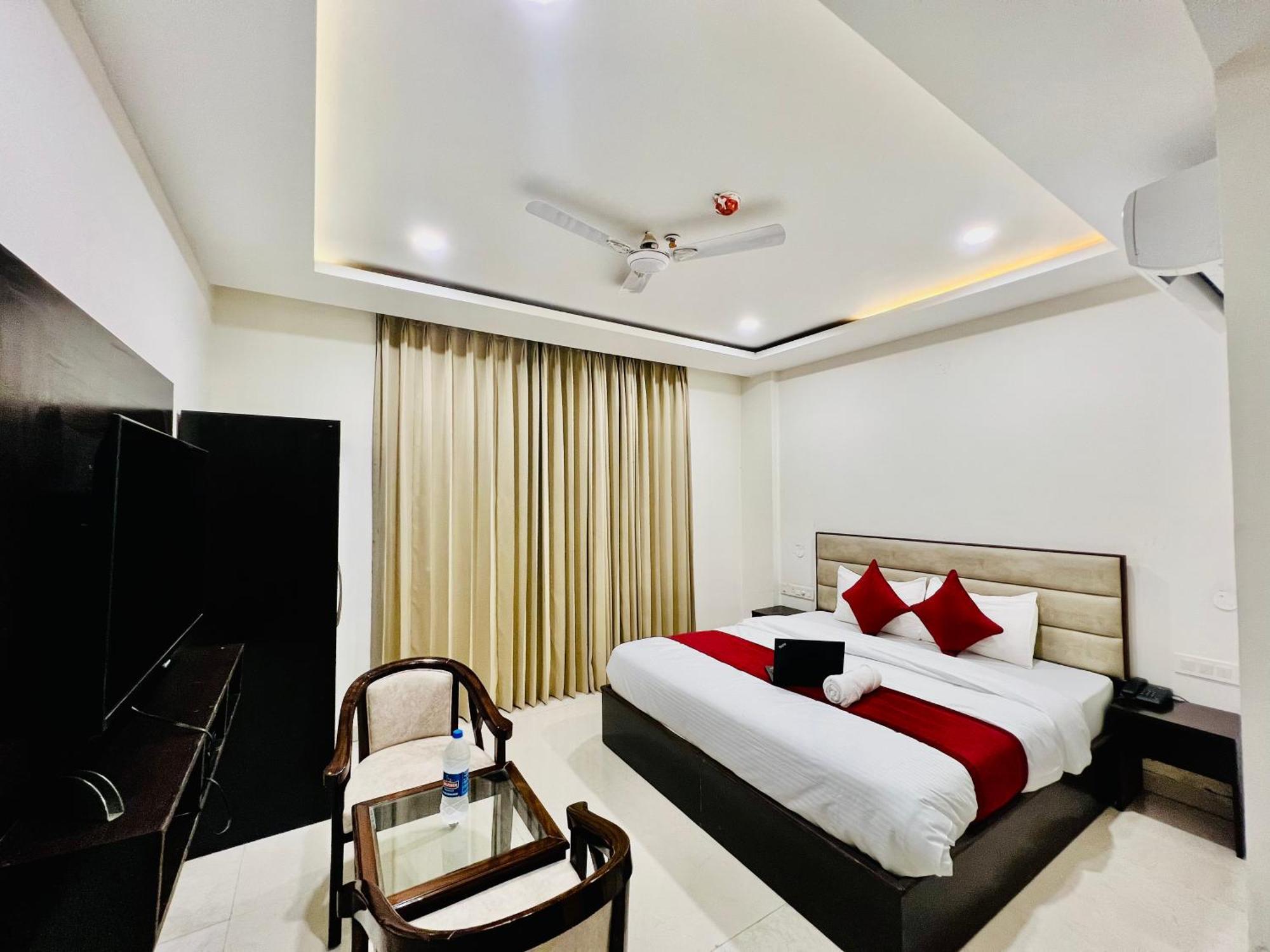 Hotel An Hotels Amritsar Close To Golden Temple Amritsar