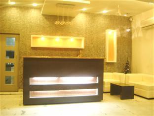 Hotel Raj Darbar - 10 Meter From Golden Temple 3*