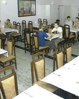 Hotel Raj Darbar - 10 Meter From Golden Temple