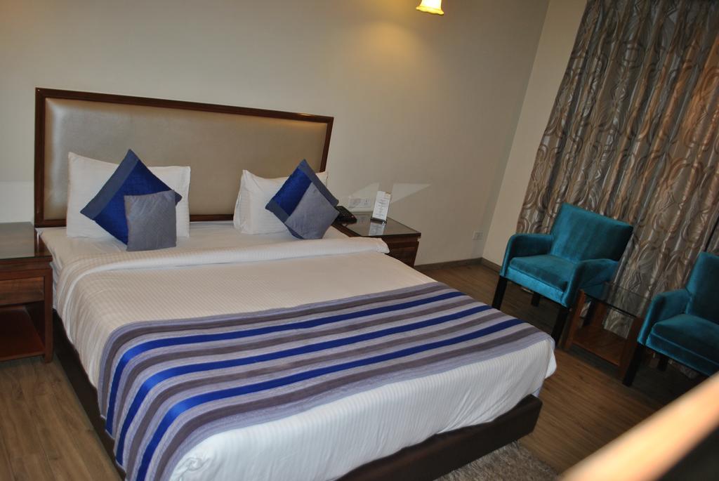 Hotel One Earth Avaas