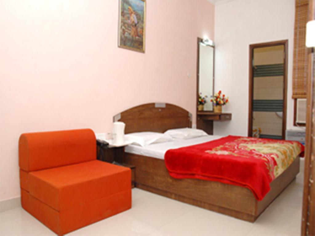 Comfort Hotel 3*