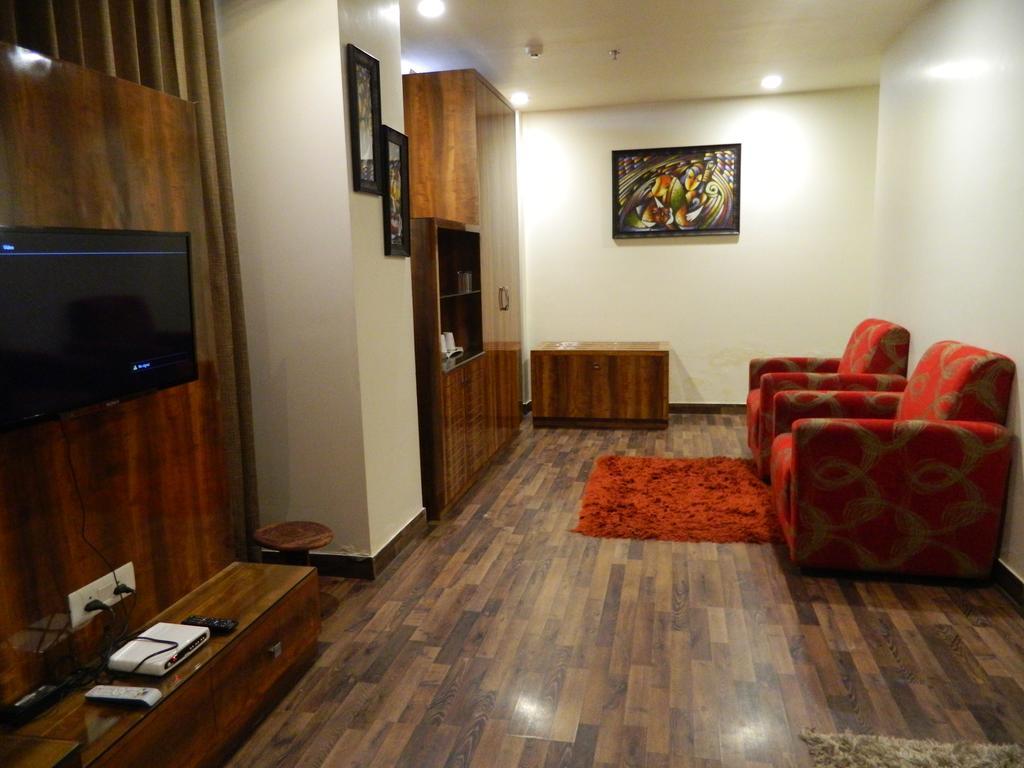 Hotel One Earth Avaas