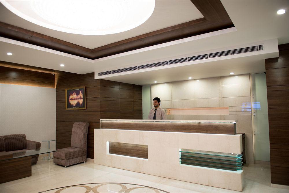 Narula's Aurrum Hotel
