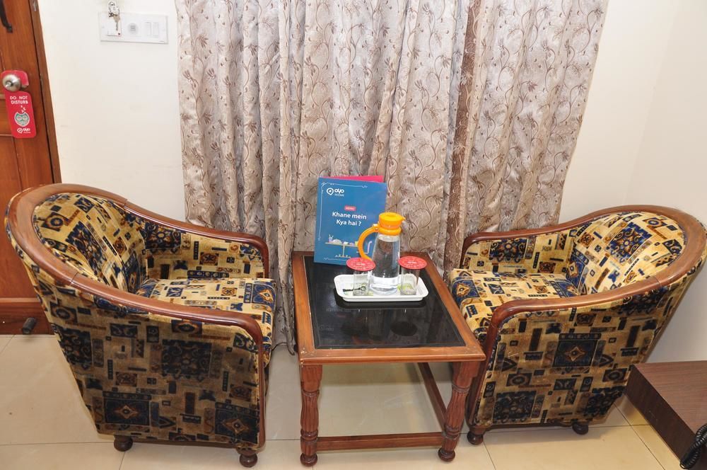 Oyo Queens Road Hotel 3*