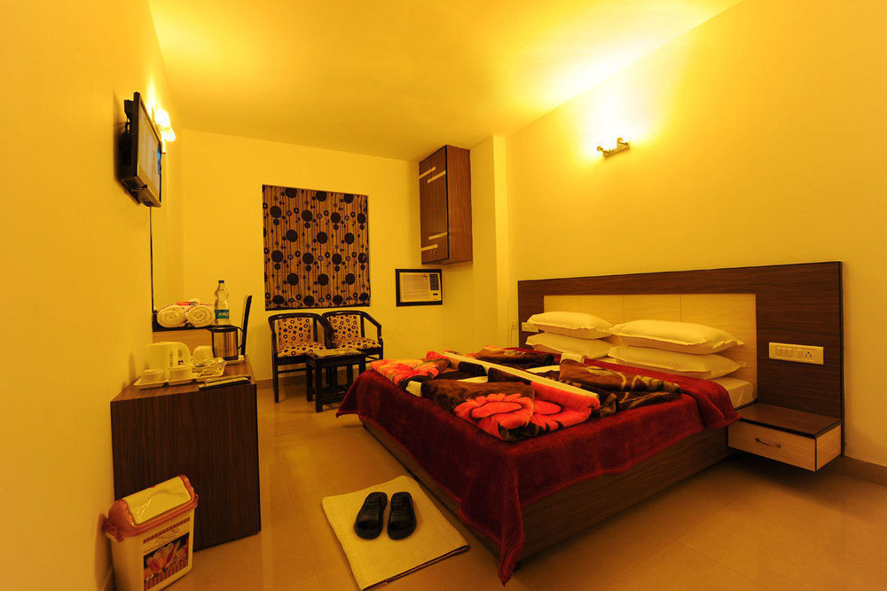 Hkj Residency 2*