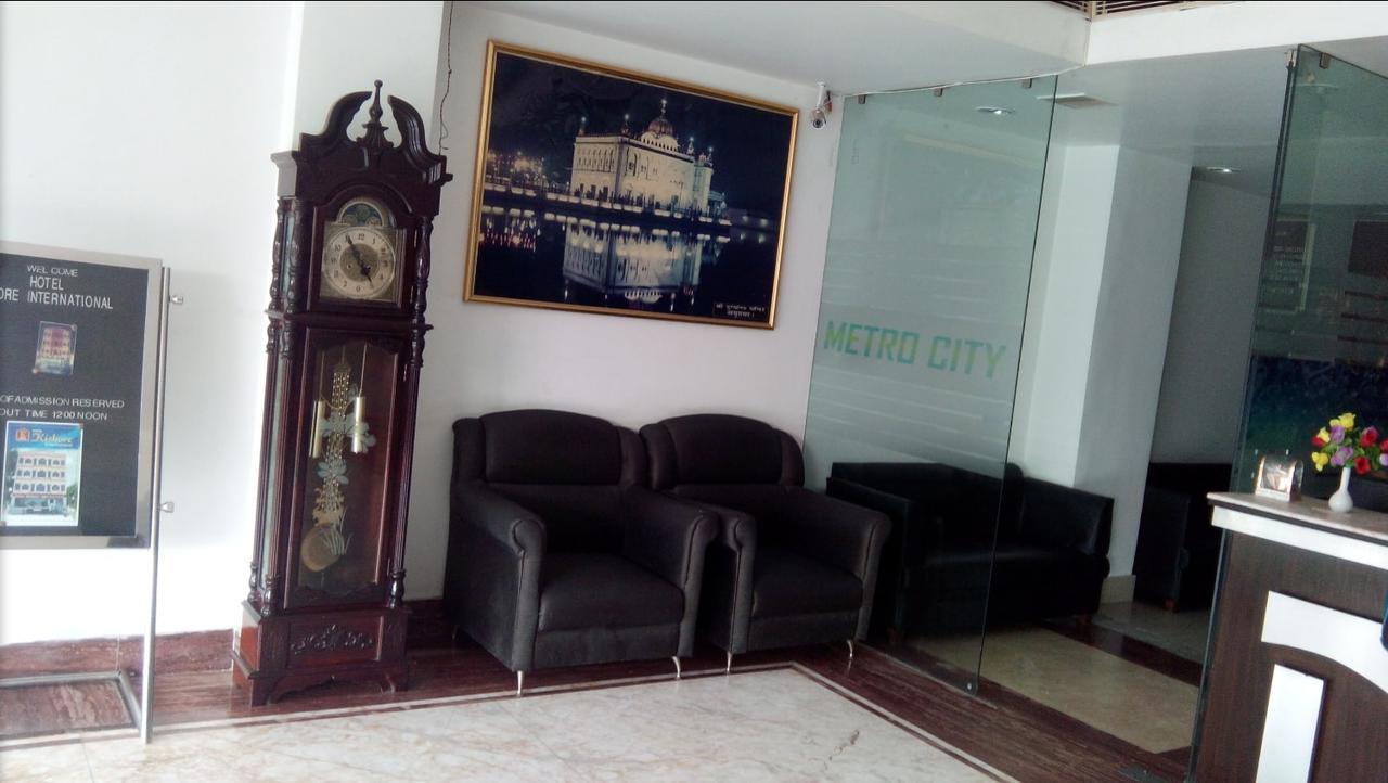 Oyo 16415 Kishore International Hotel