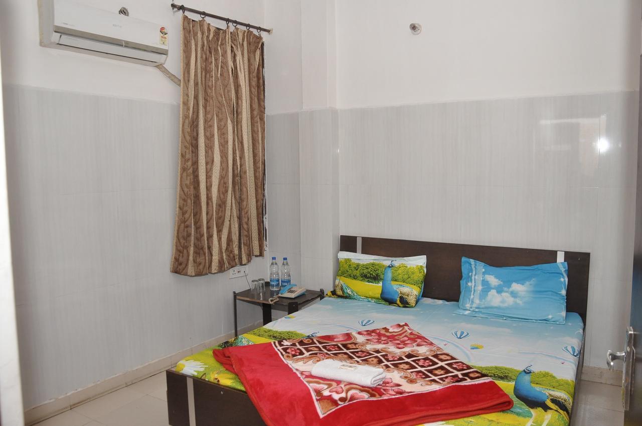 Asha Guest house