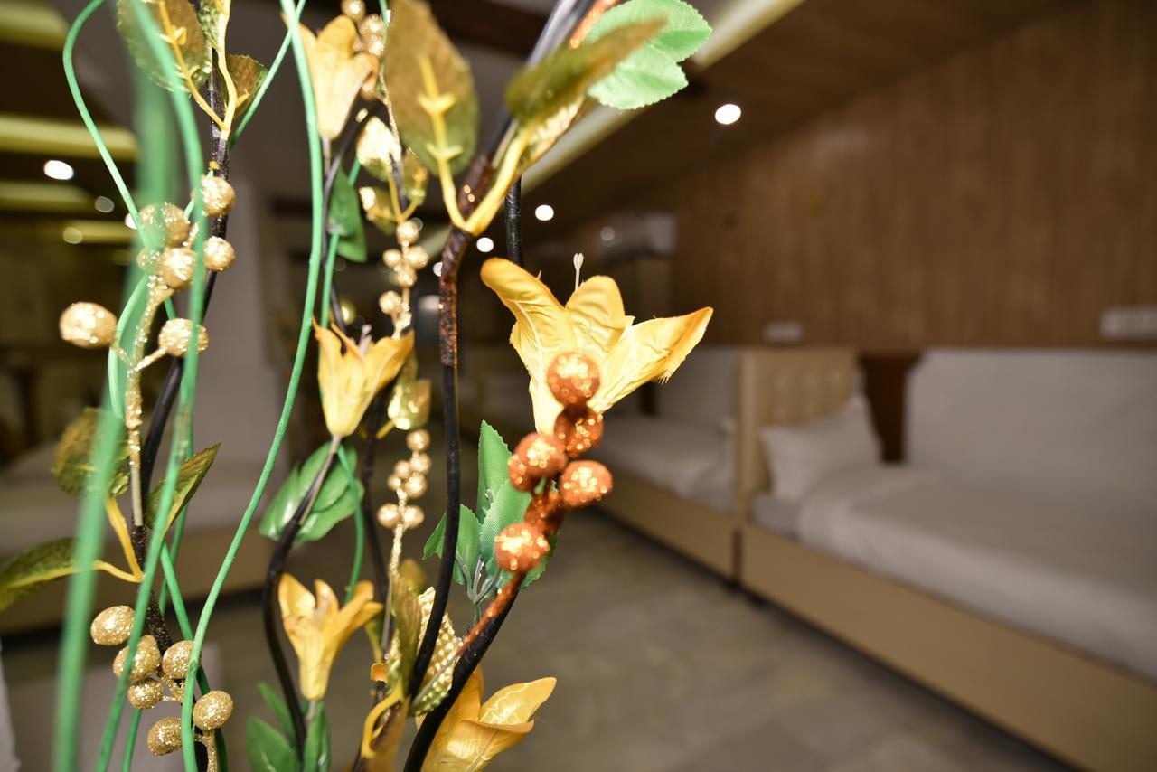 Hk Backpackers-luxury &