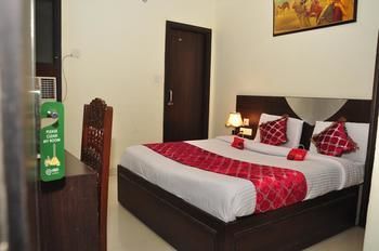Fabhotel Star Metro Hotel 3*