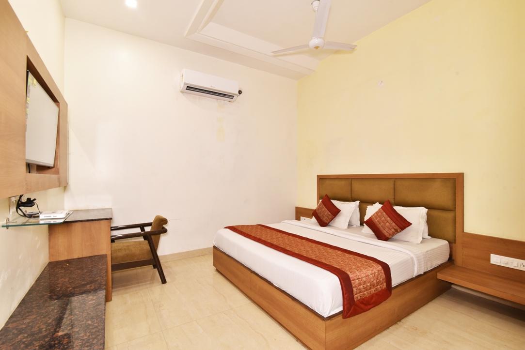 B-comfort Hotel