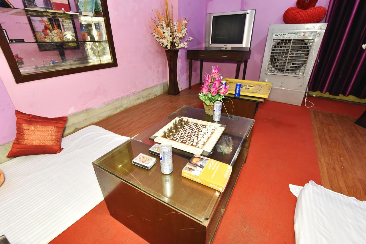 Wow Backpackers Hostel