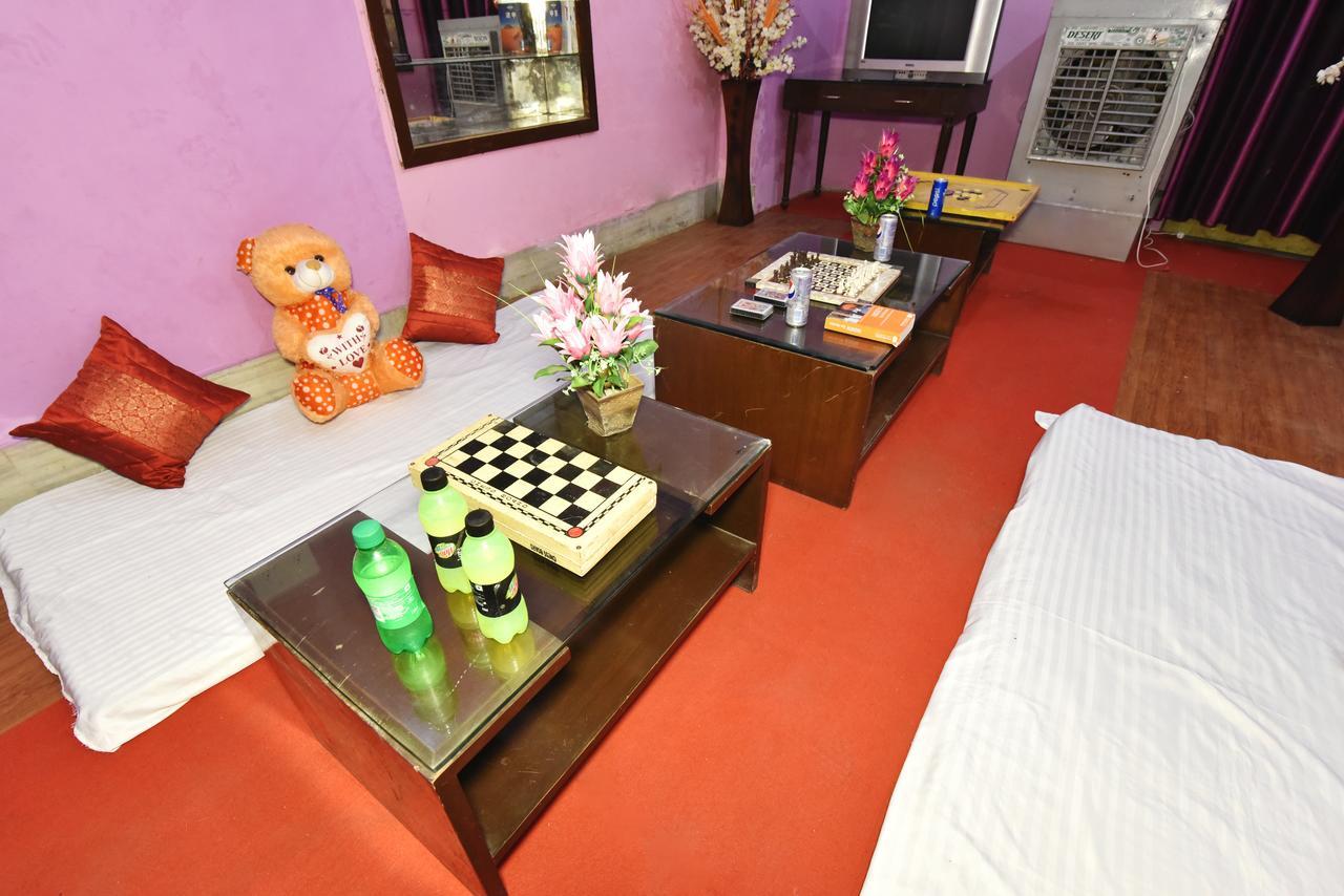 Hostel Wow Backpackers *