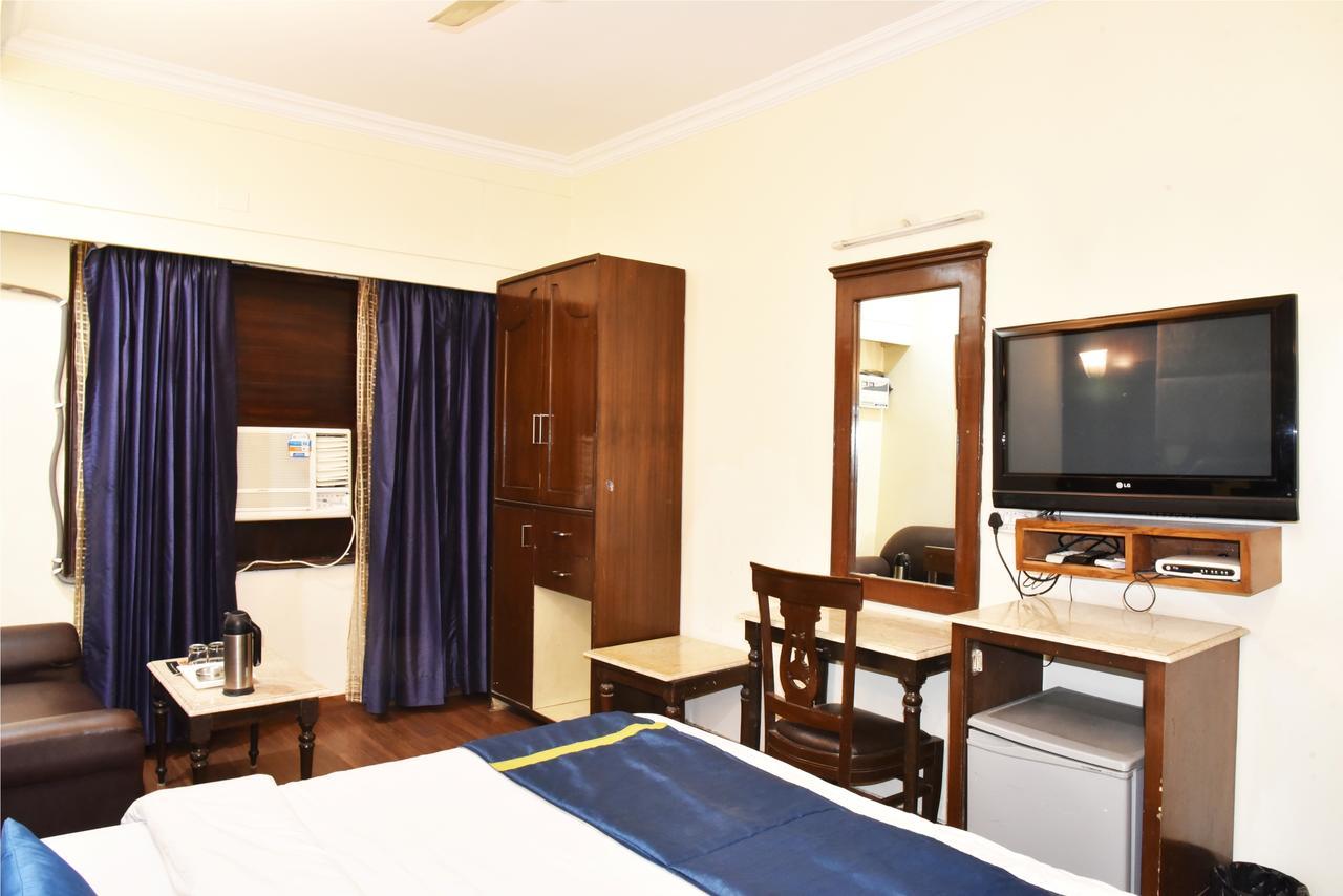 Hotel Shiraz Castle