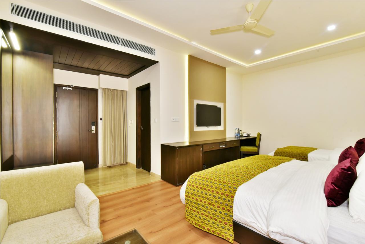 Shiraz Castle Hotel Amritsar