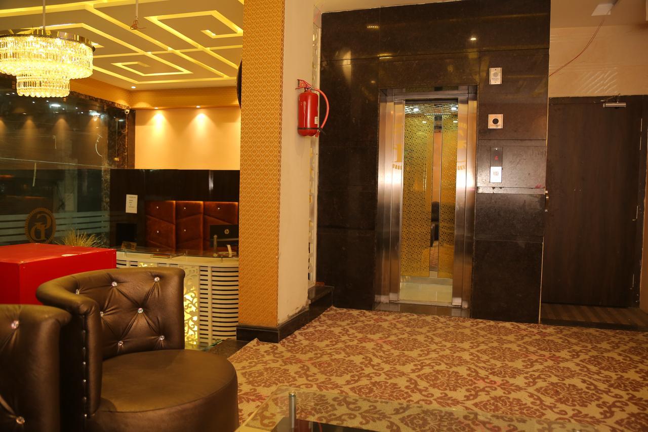 Golden Dreams Hotel