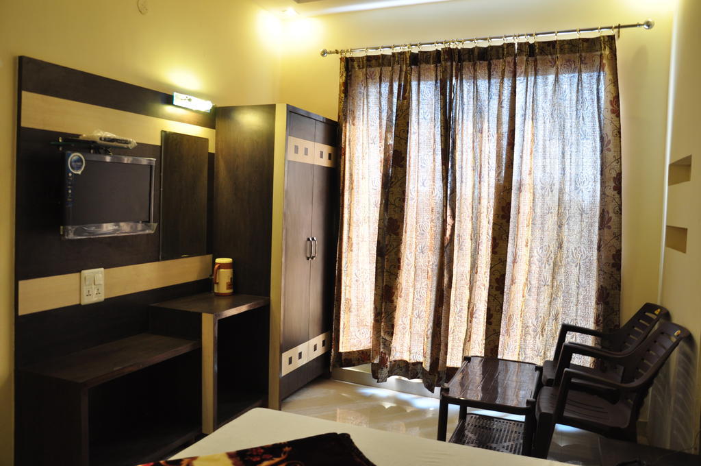 Robin Hotel 3*
