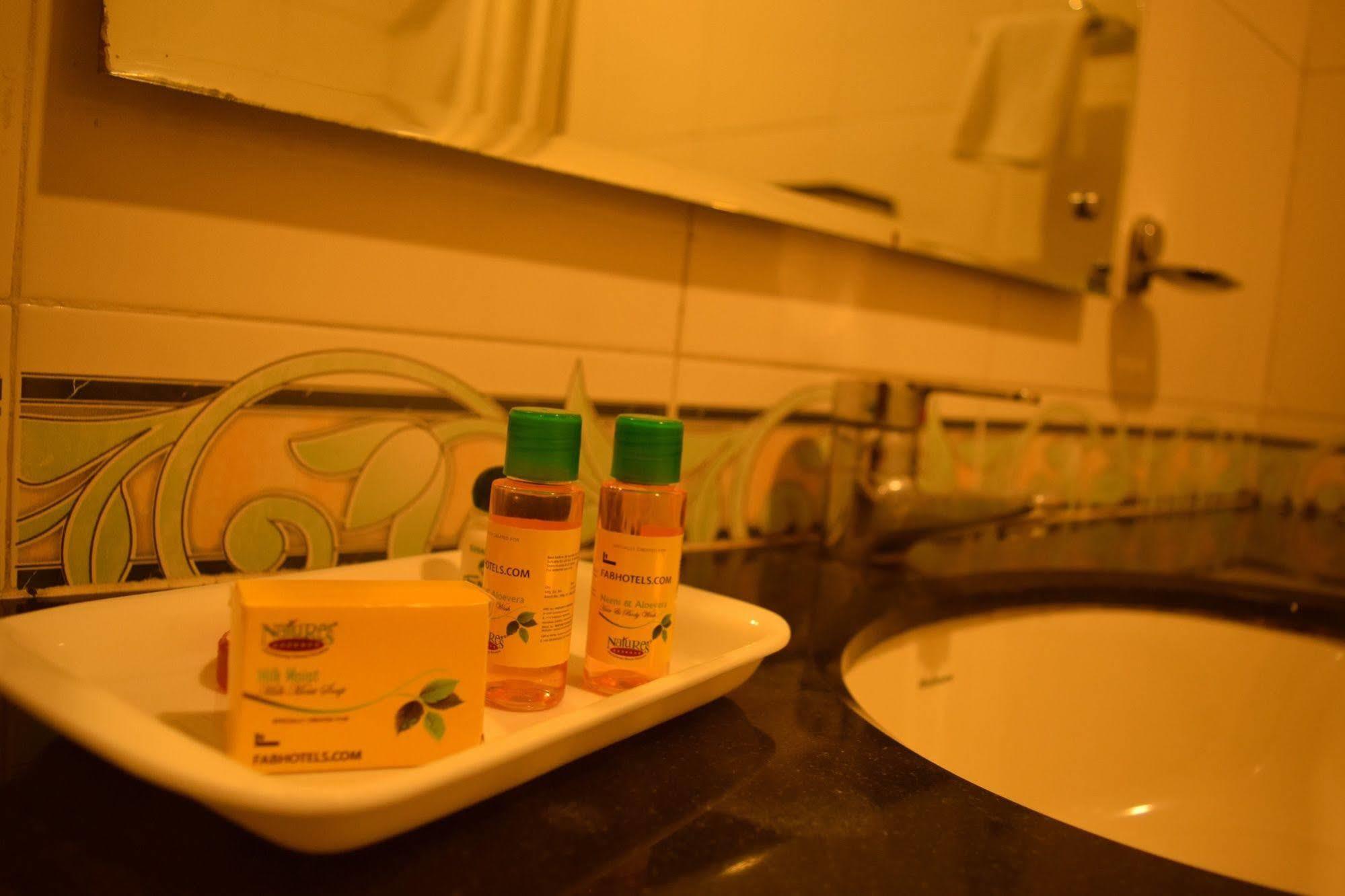 Fabhotel Aaykay Model Town Amritsar
