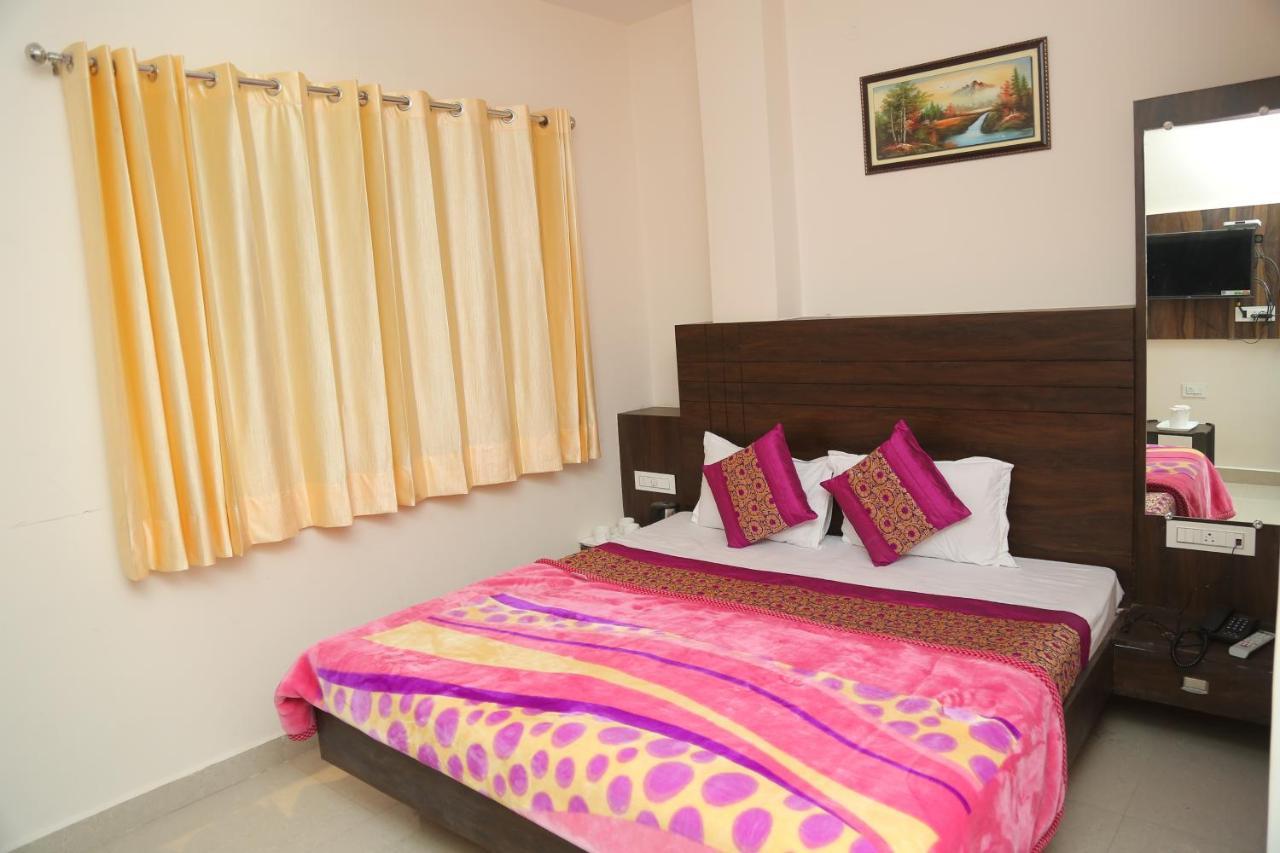 Hotel Golden Dreams 3*