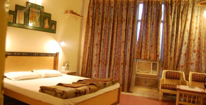 Sun Towers Hotel 3*