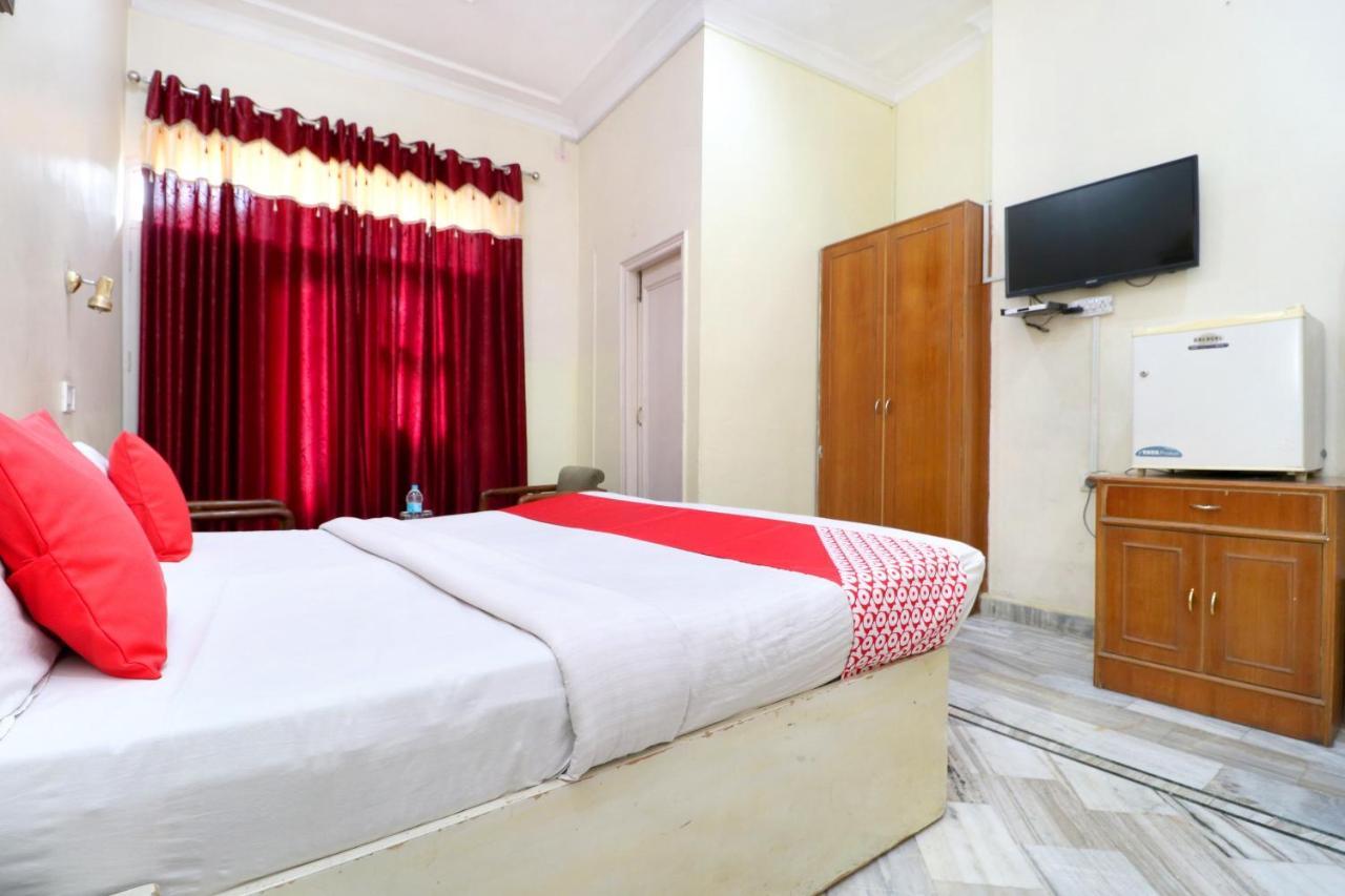 Oyo 24073 Hari Darshan Hotel Amritsar