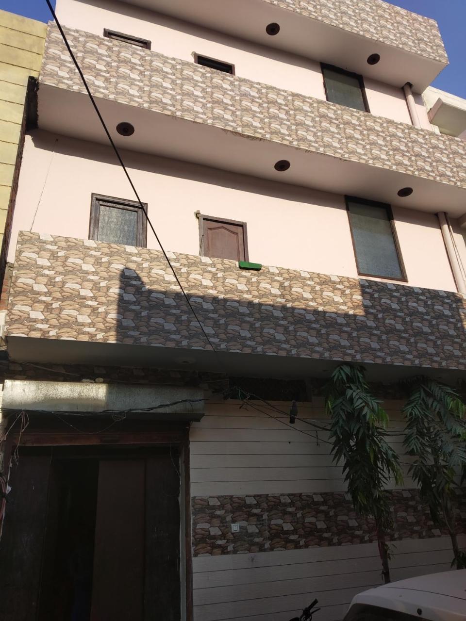 Guest house Kohli Niwas *