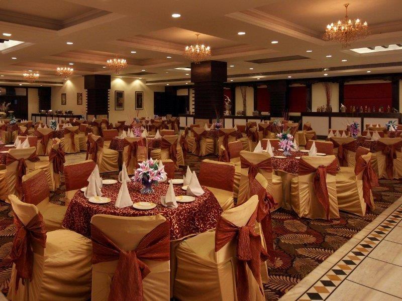 Hotel Regenta Place 4*