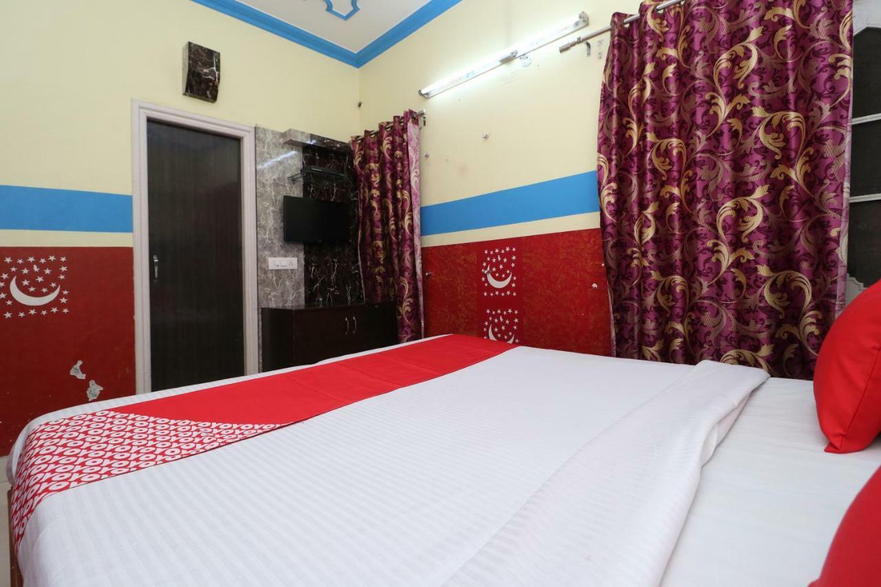 Oyo 30100 Lucky Guest house 2*