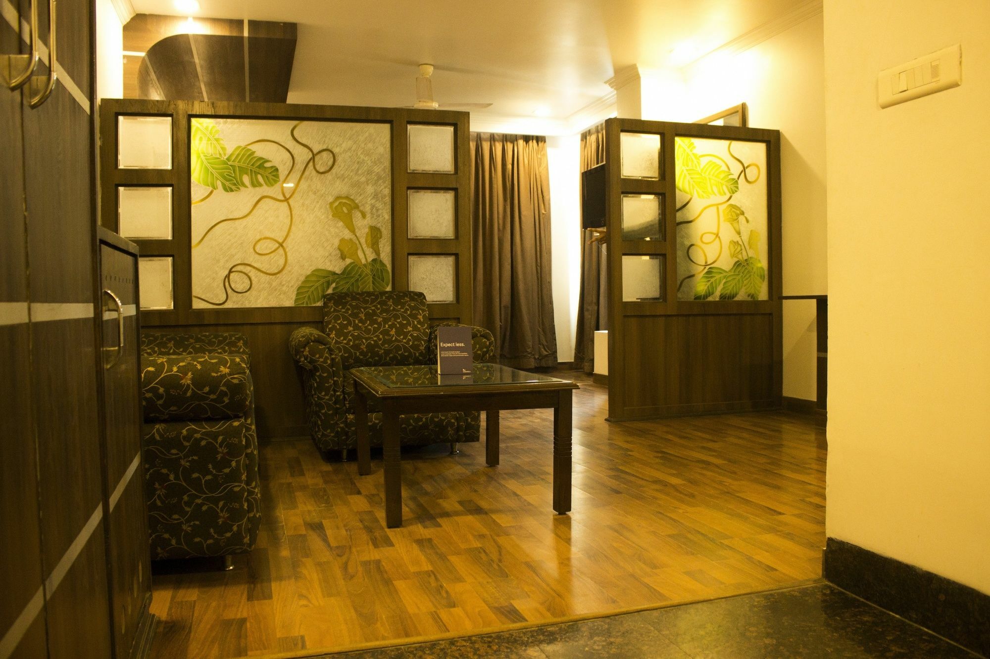 Fabhotel Aaykay Model Town 3*