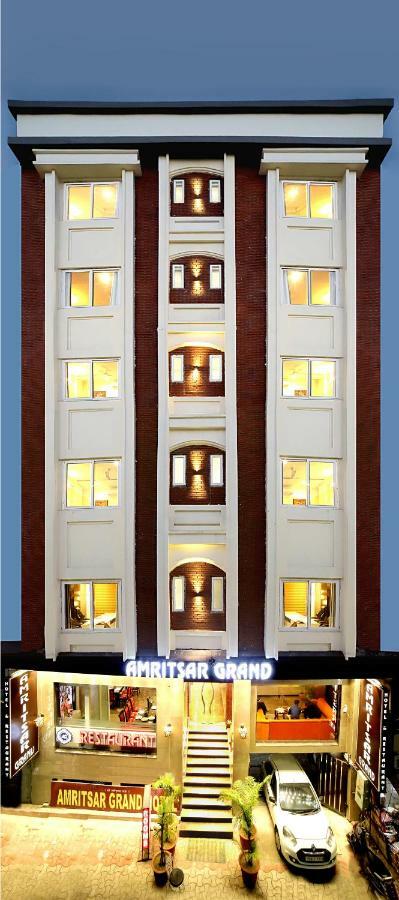 Hotel Grand By Levelup 100 Meters From Golden Temple Amritsar
