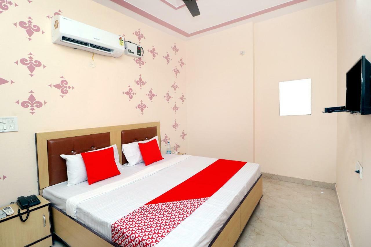 Hotel Oyo 43966 Jaura