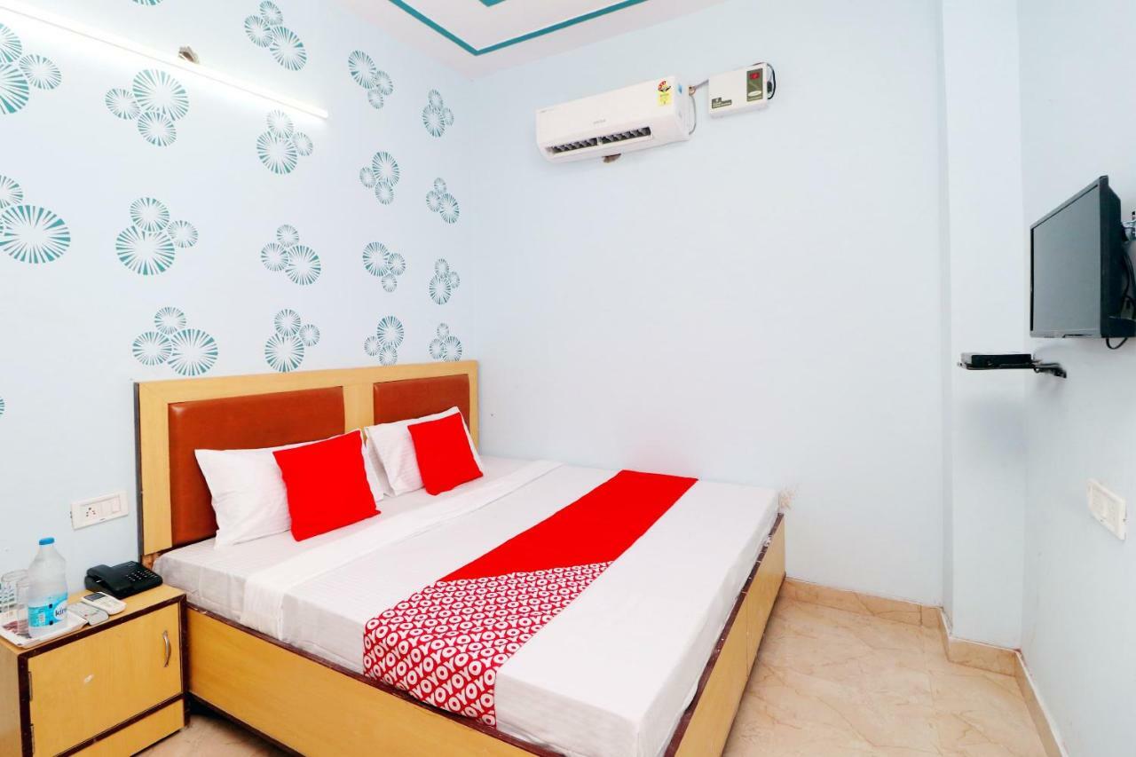 Oyo 43966 Jaura