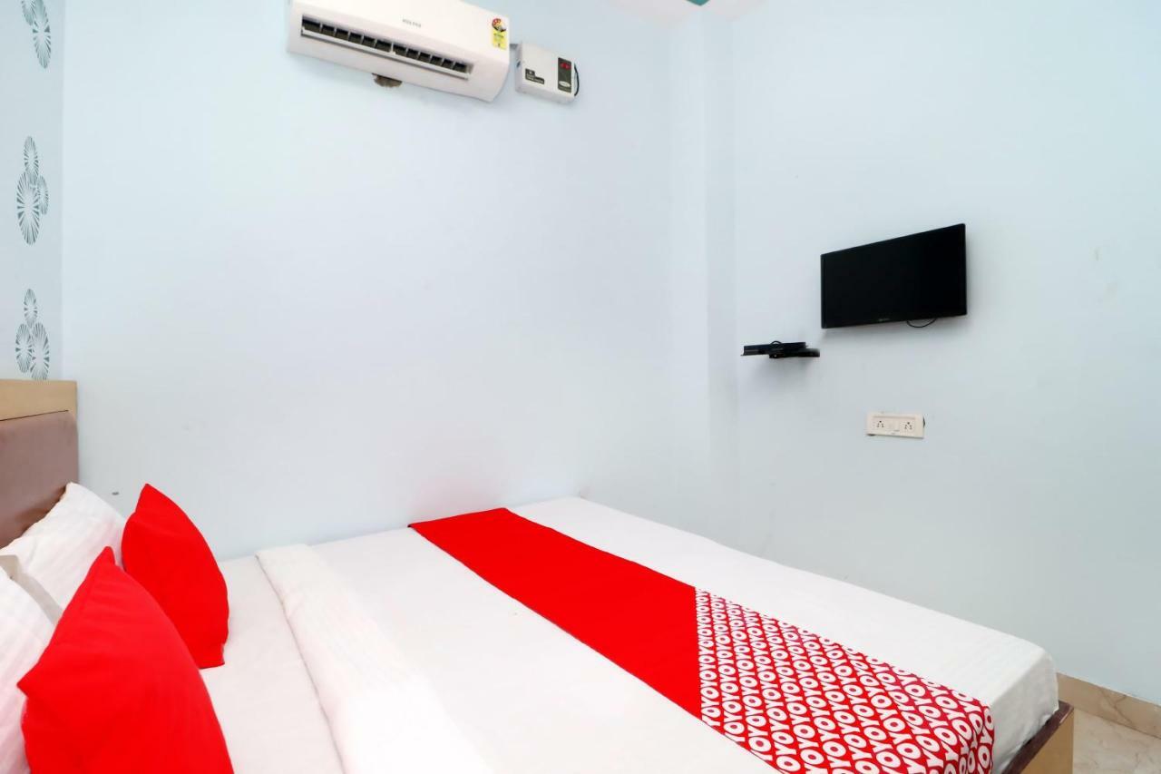 Oyo 43966 Jaura Hotel 3*